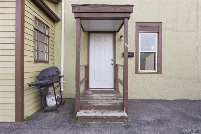 26 Milnor Ave
