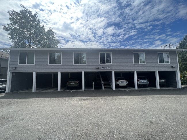 Building Photo - 415 1st St Unit 1