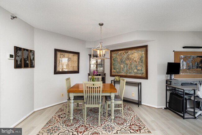 Photo - 900 N Stafford St Unit 2223