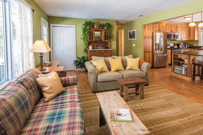 Photo - 16 Beechwood Dr