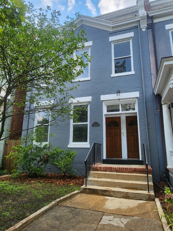 Building Photo - 2123 Stuart Ave Rental