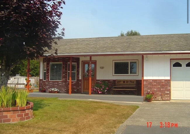 Photo - 722 2nd St House