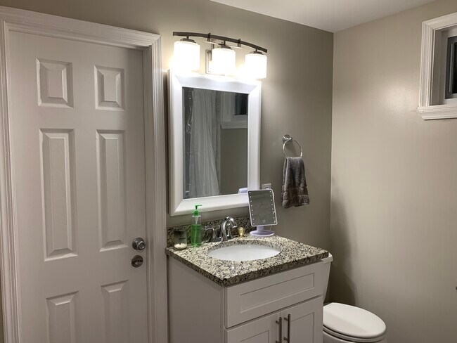 Photo - 7606 16th St NW Unit 1br