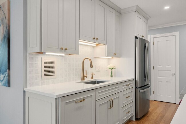 Photo - 65 E India Row Unit 27F