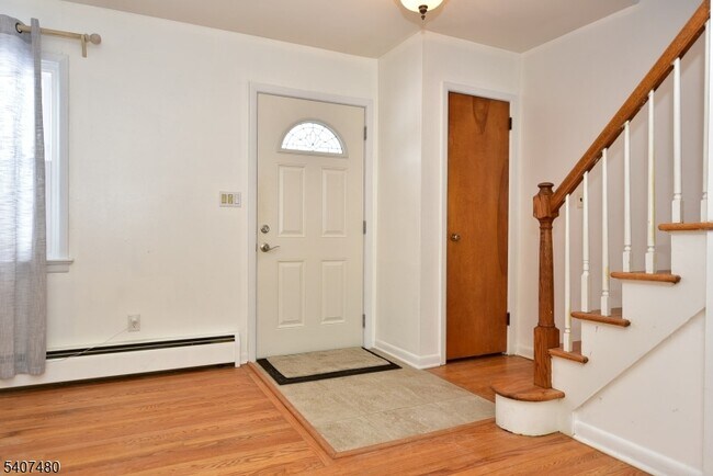 Photo - 49 Fayson Lakes Rd