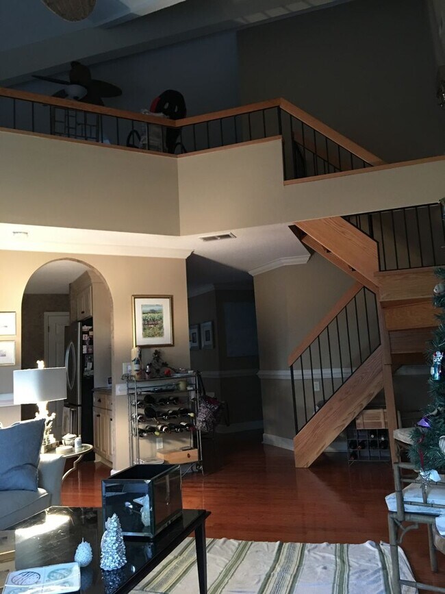 Photo - 56 Spindle Ln
