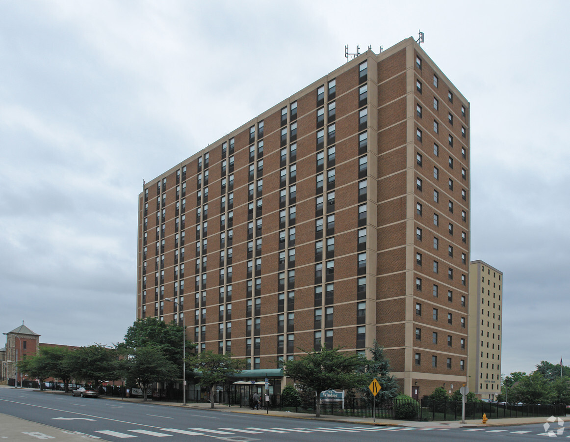 Windsor Apartments - Windsor Apartments