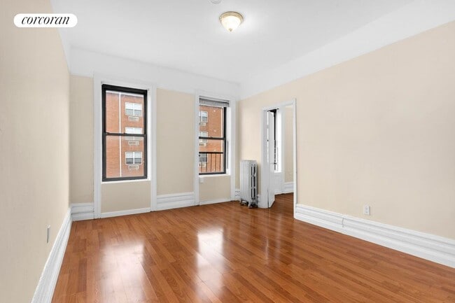 Photo - 280 E 2nd St