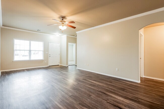 Photo - 9612 Evie Dr