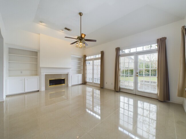 Photo - 5627 Winsome Ln