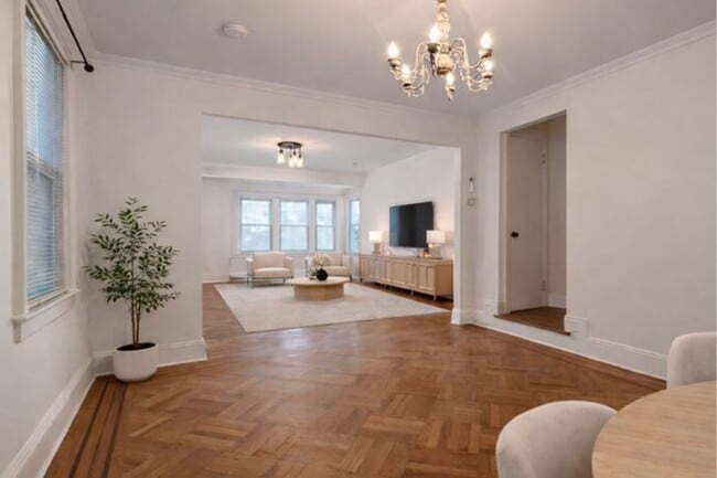 Photo - 71-51 Kessel St