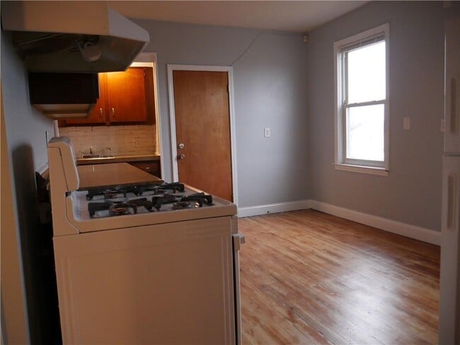 Photo - 11 Windmill St Unit 11 windmill street