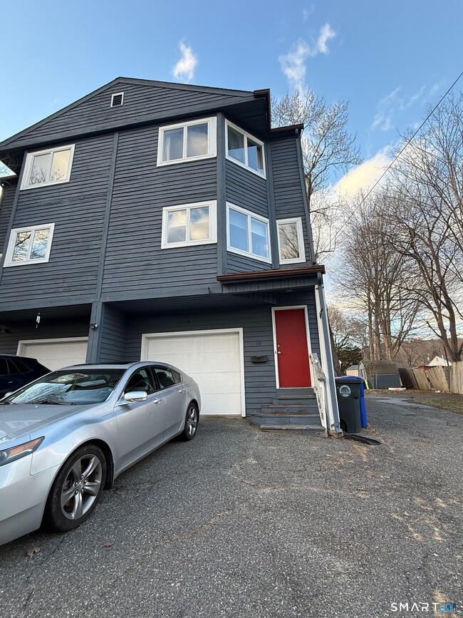 Photo - 19 Wadhams Ave