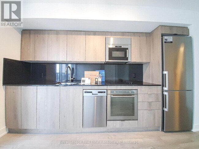 Photo - 5 Mabelle Ave Unit 2230