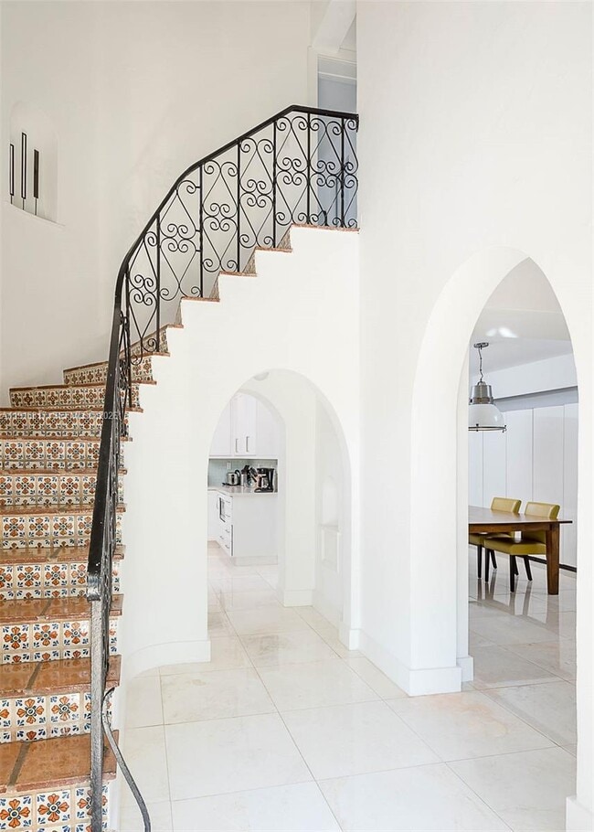 Photo - 5835 La Gorce Dr