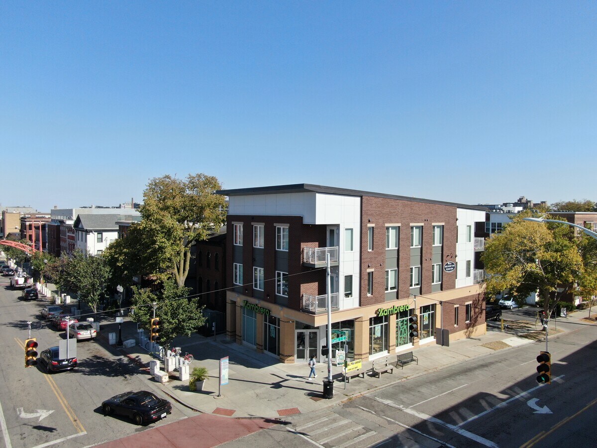 Photo - 2602 Short Vine St