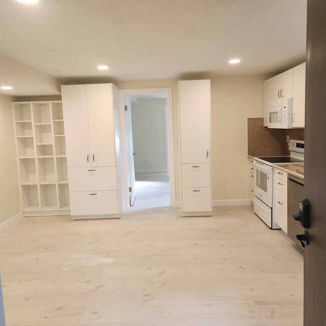 Photo - 2779 Summerwood Dr