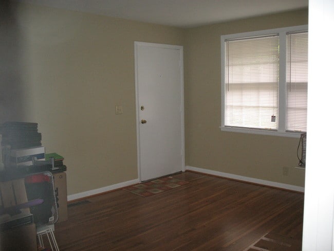 Photo - 2513 Ashwood Ave Unit A