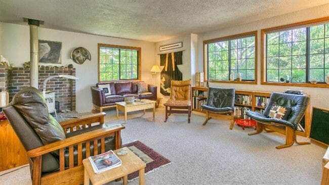 Photo - Serene 3 bed/2 bath home in beautiful garden setting | Available June