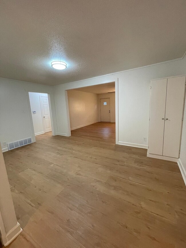 Photo - 311 S 10th St