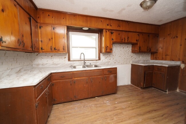 Photo - 4227 49th Ave N
