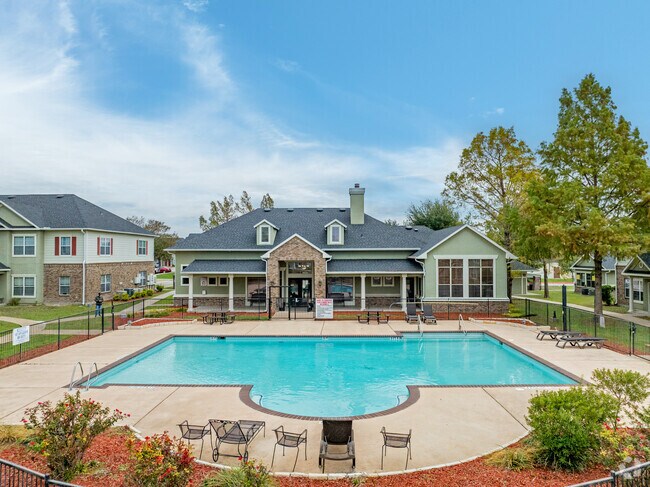 Building Photo - Westchester Woods Apartments