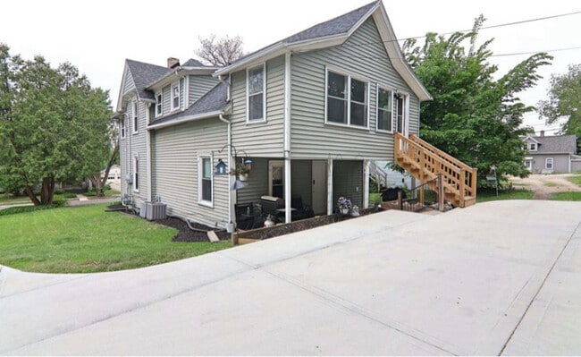 Photo - 1 S Main St Apartamento Unidad Upper