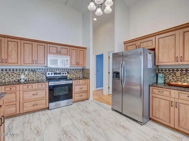 Photo - 5029 Woods Edge Rd