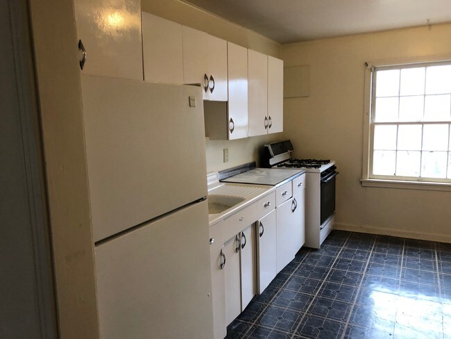 Photo - King Apartments