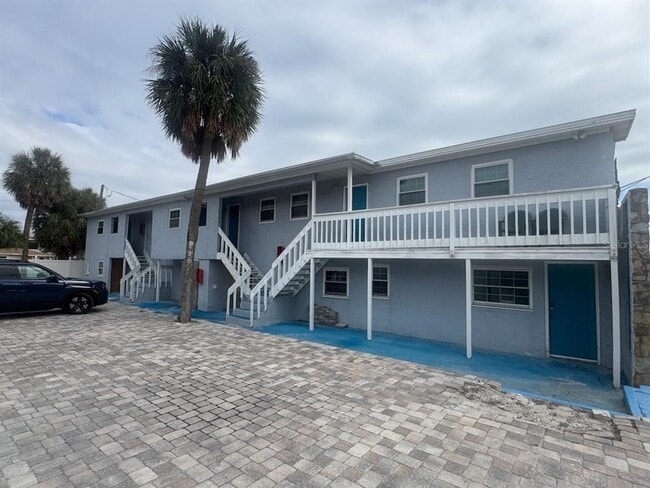 Building Photo - 14715 Gulf Blvd Unit 2