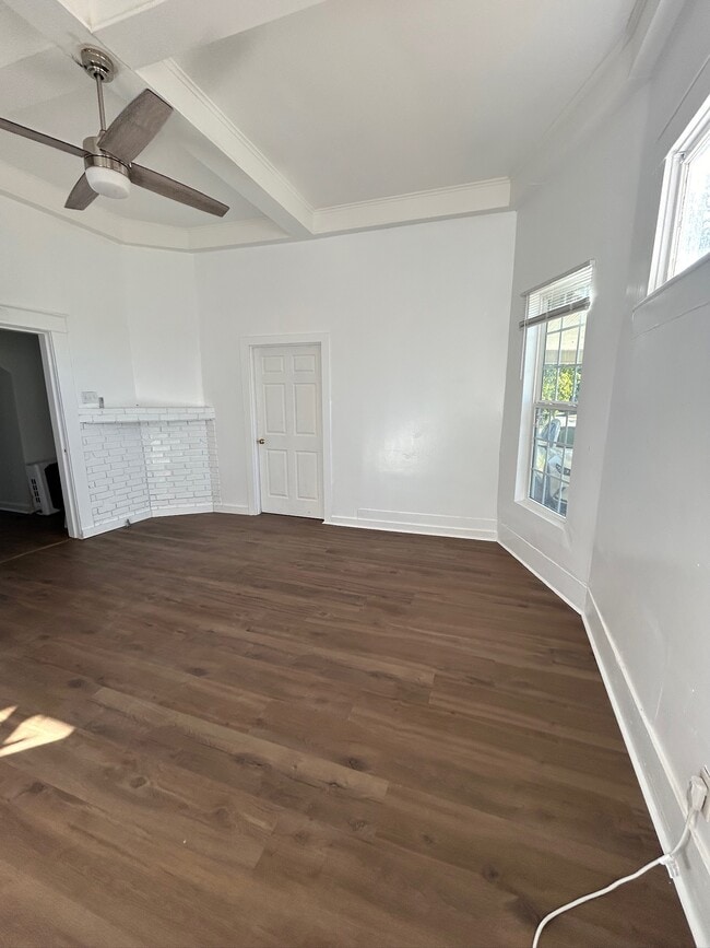 Photo - 315 Andrews St Unit A