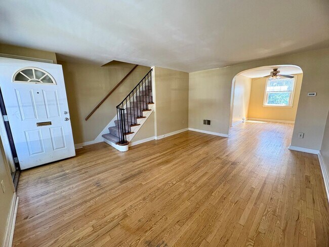 Photo - 3 Bedroom 1 Bathroom in Harrisburg!