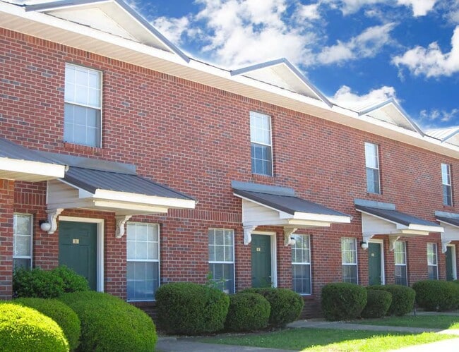 2 bd Townhouse Style units - Southwind Apartments
