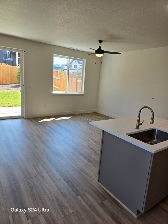 Photo - 16122 Barlow Trl Ln