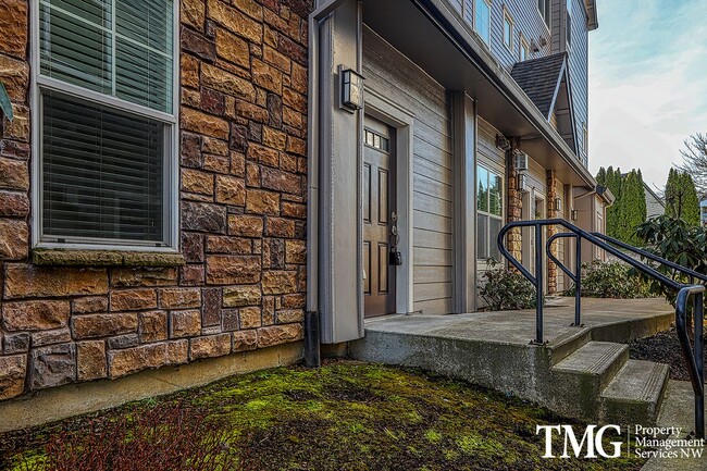 Photo - Beautiful Ground Level 1+br Condo ** Water/Sewer/Garbage Included ** Unit 101