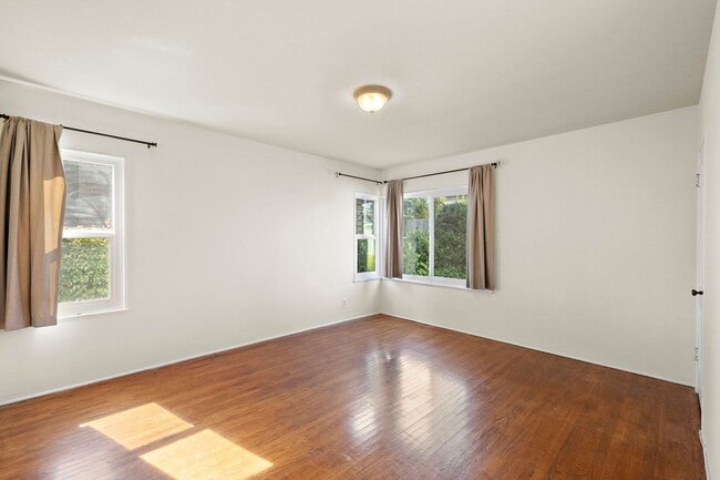 Photo - Centrally Located in the heart of Laguna Village