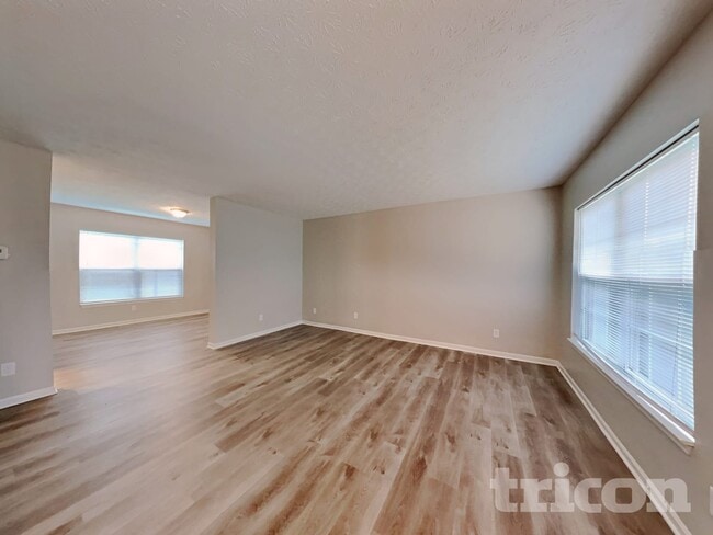 Photo - 6804 Smithfield Blvd