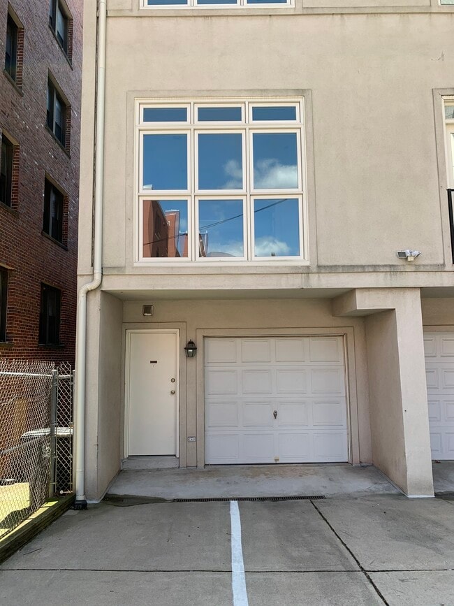 Photo - 2529 K St NW