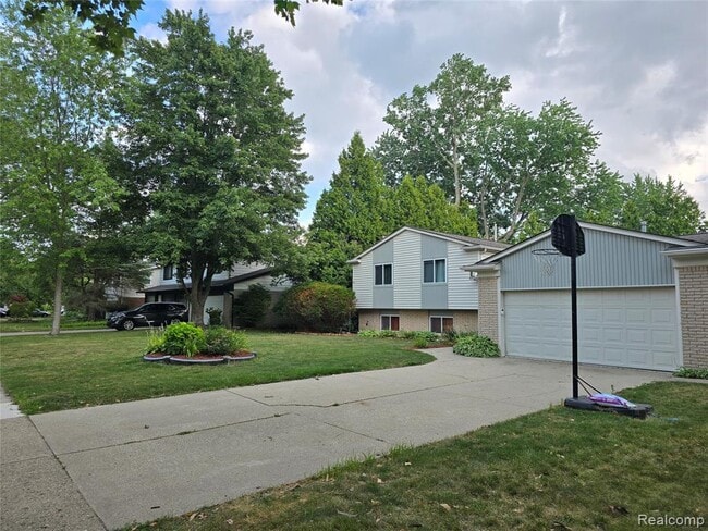 Photo - 2310 Cumberland Dr