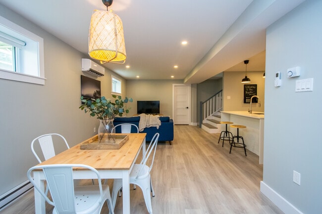 Photo - 142 Prince Albert Rd Unité 3