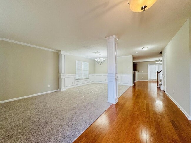 1327 Avington Glen Way