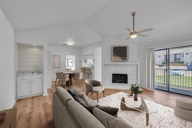 Building Photo - 6044 Stoneybrook Dr Rental