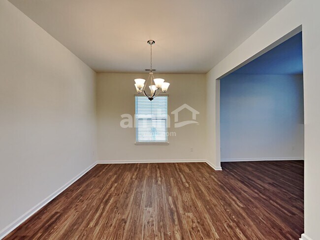 Photo - 624 Hamilton Park Dr