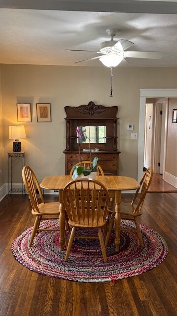 Photo - 2584 Kendall Rd