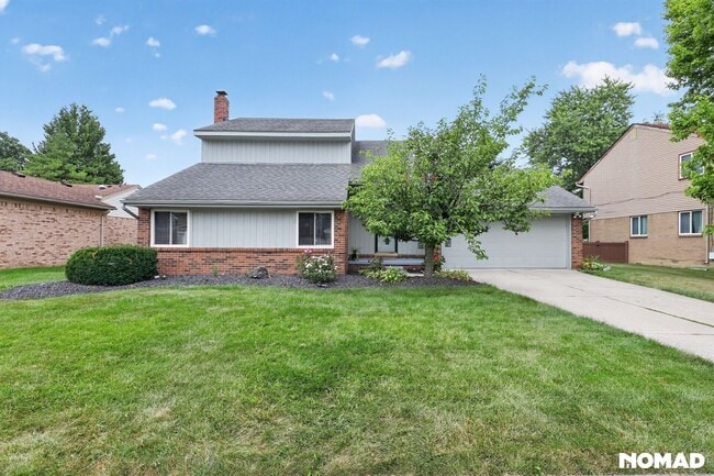 1225 Whittier Dr