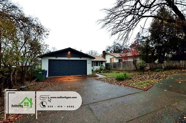 Building Photo - 1635 Mesa St