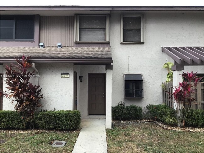 Building Photo - 4722 NW 82nd Ave