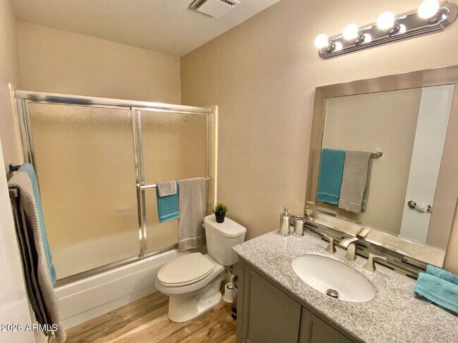 Photo - 2303 S Cottonwood Dr