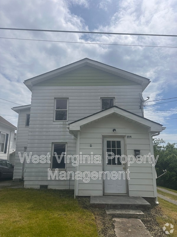Building Photo - 304 N 3rd St Unit upper Rental
