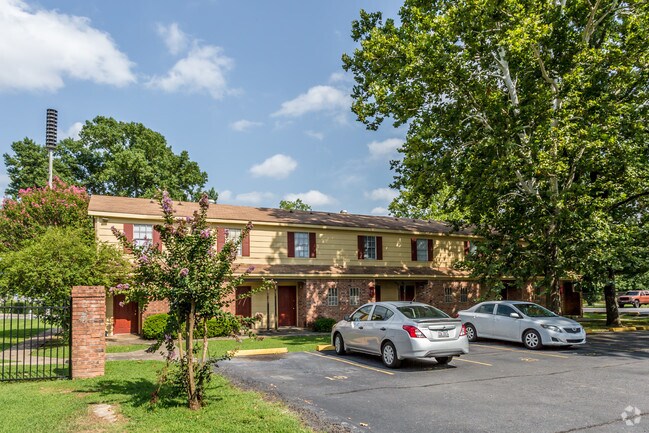 Whisperwood Town Homes - Whisperwood Town Homes